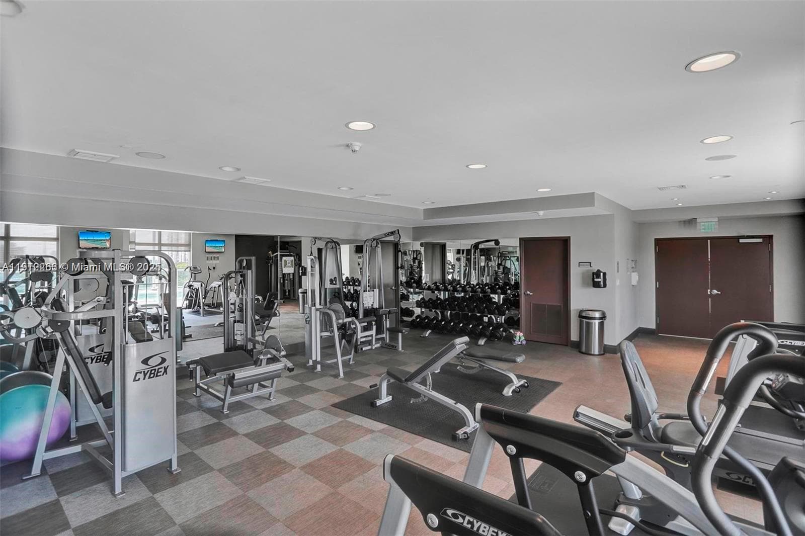 NORDICA CONDO · #1402 in Miami - Photo 32