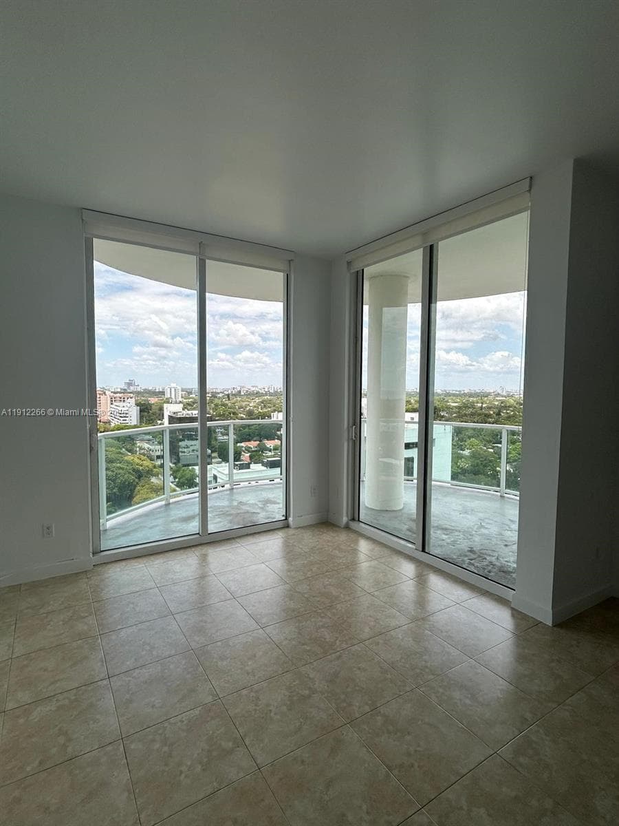 NORDICA CONDO · #1402 in Miami - Photo 11