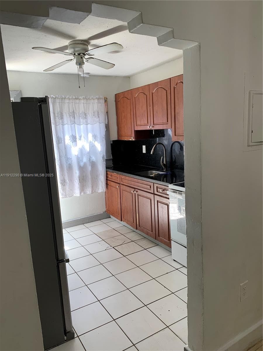 750 NW 118th St #0 photo 4