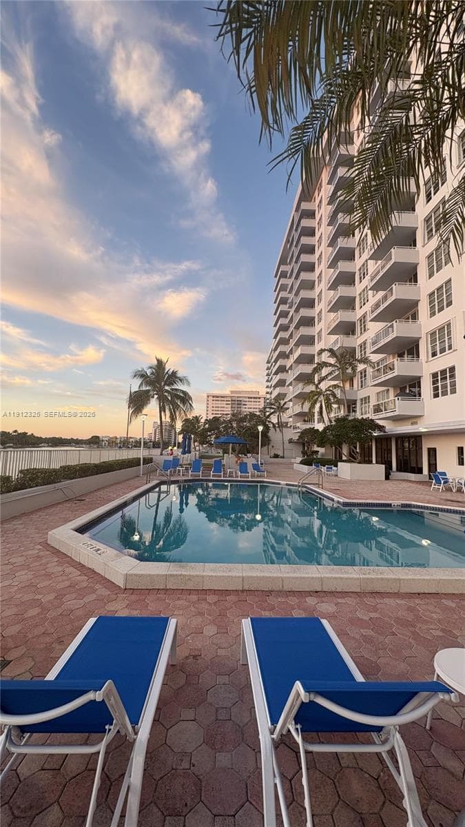 Seacoast 5151 · #11B in Miami Beach - Photo 35