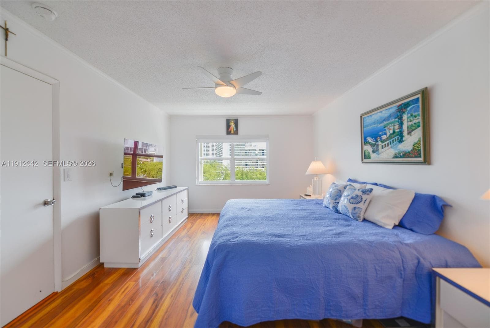 FAIRWAYS RIVIERA NORTH CO · #704 in Hallandale Beach - Photo 17