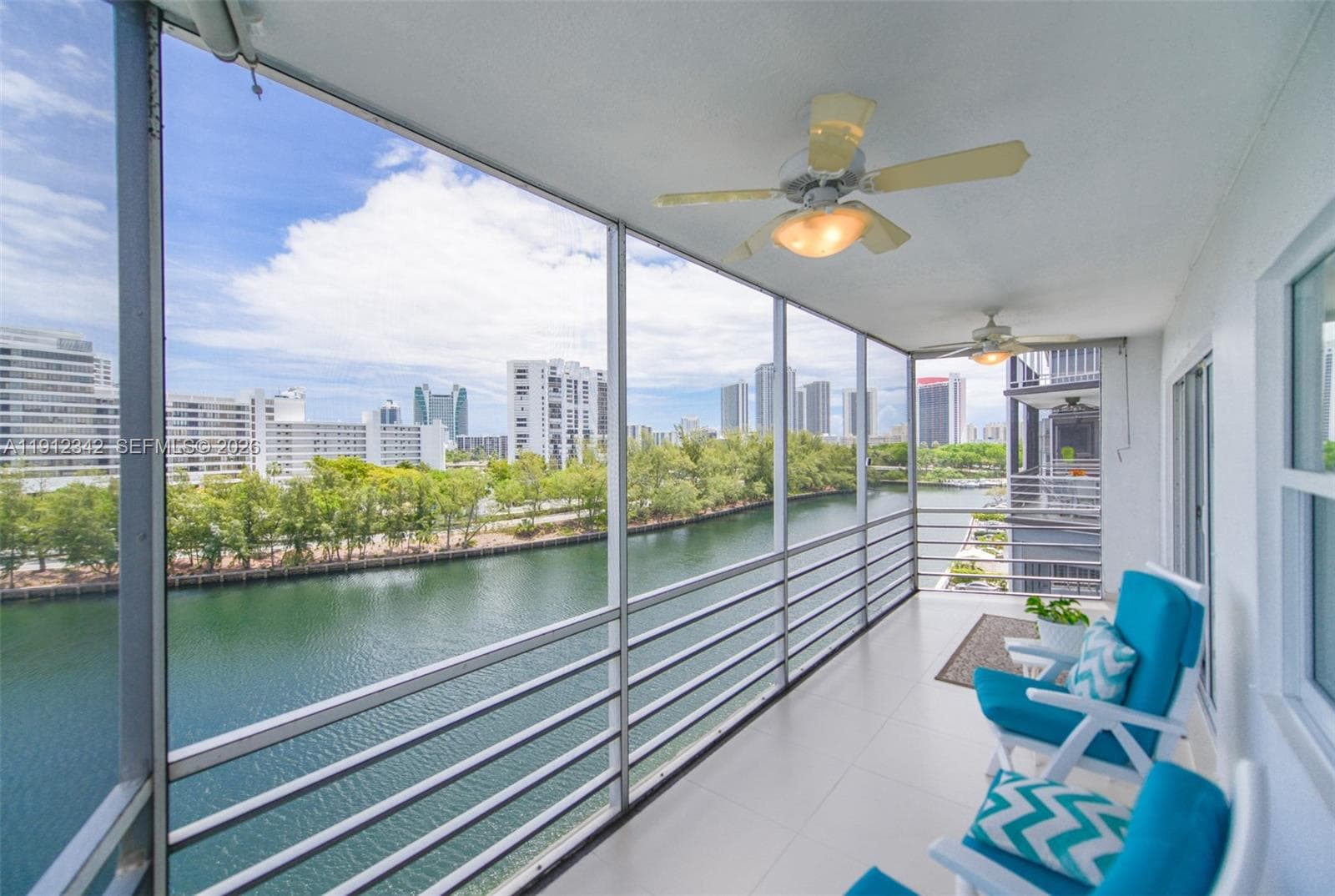 FAIRWAYS RIVIERA NORTH CO · #704 in Hallandale Beach - Photo 28