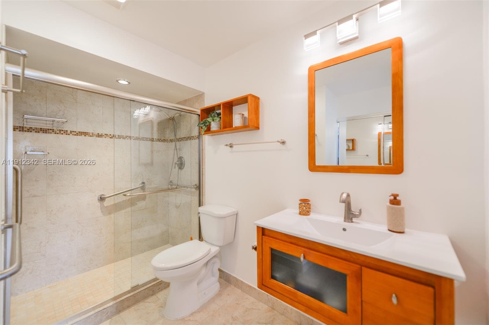 FAIRWAYS RIVIERA NORTH CO · #704 in Hallandale Beach - Photo 18