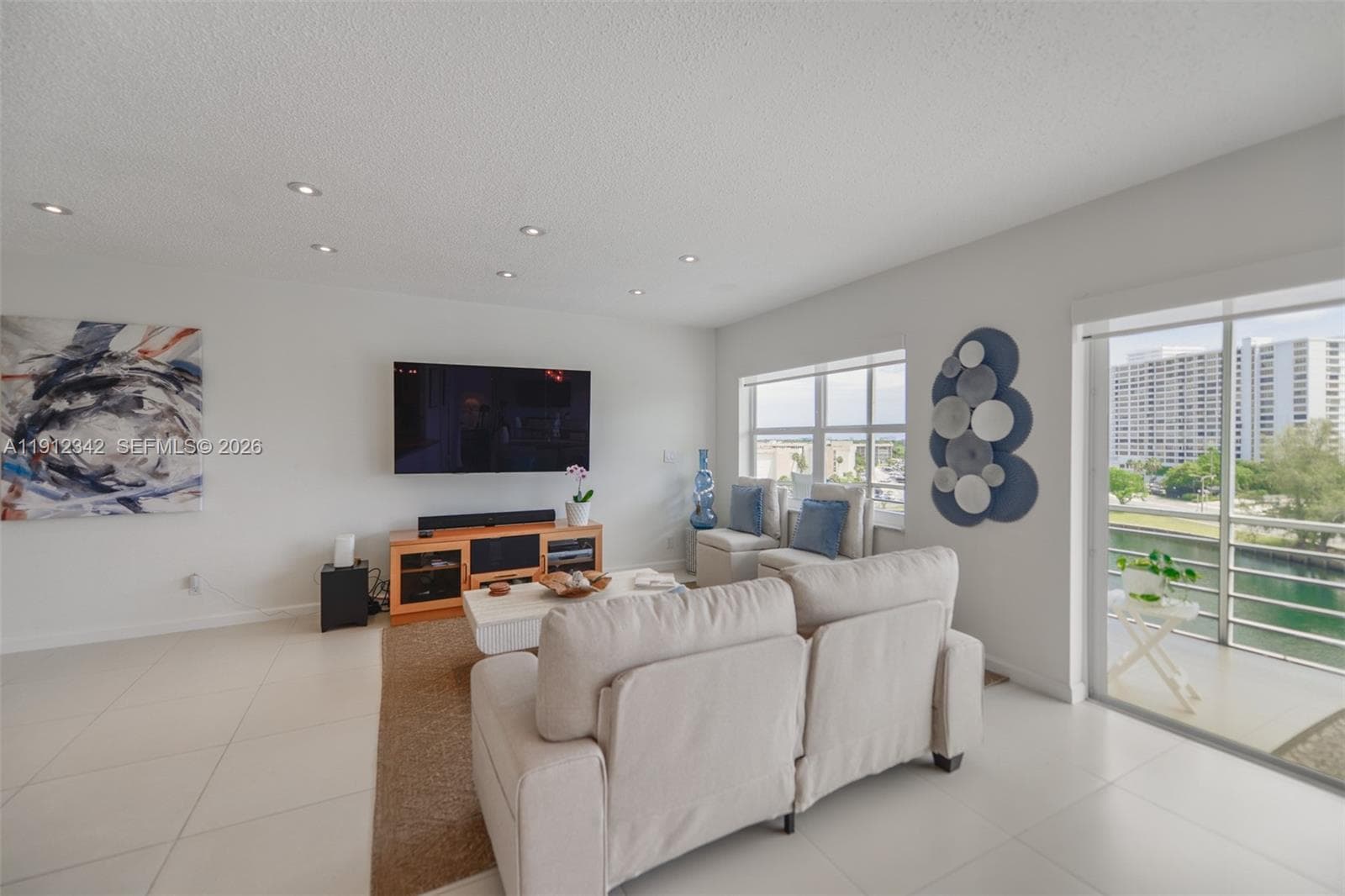 FAIRWAYS RIVIERA NORTH CO · #704 in Hallandale Beach - Photo 8