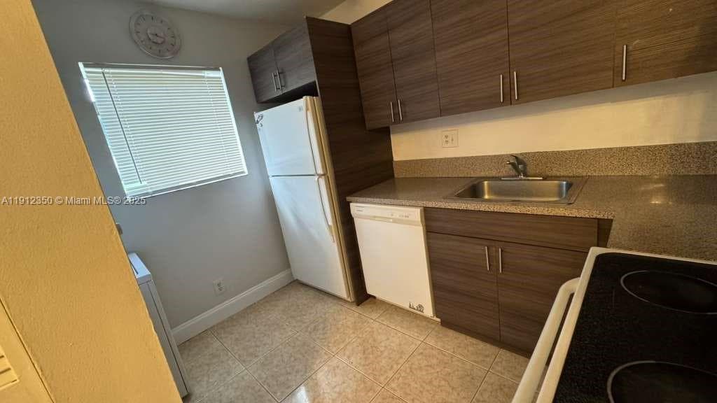 GARDENS NORTH SIX CONDO · #103 in Pompano Beach - Photo 2