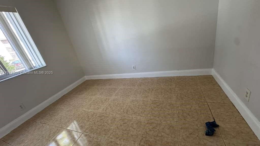 GARDENS NORTH SIX CONDO · #103 in Pompano Beach - Photo 11