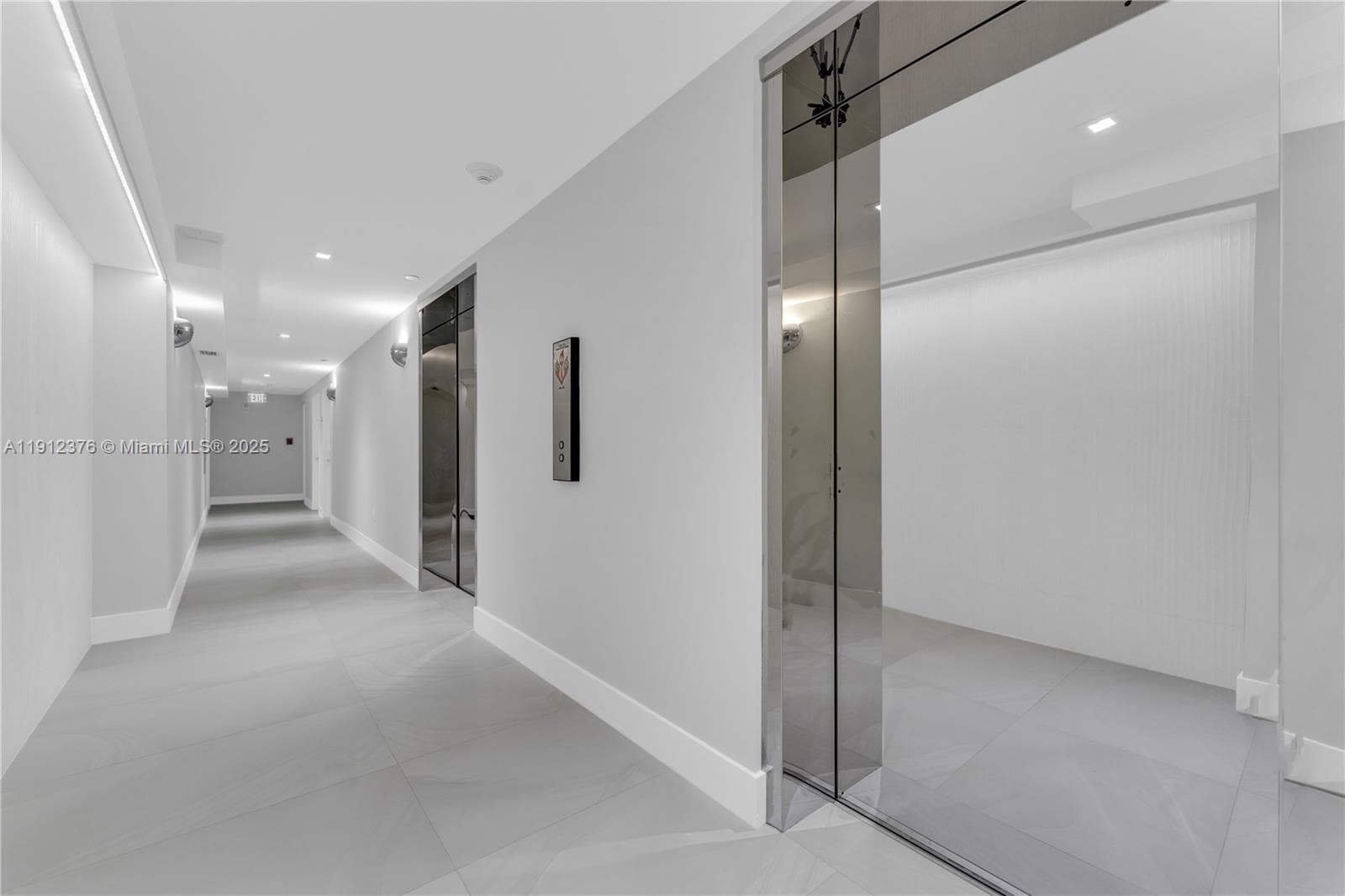THE ROYAL CLUB CONDO · #201 in Miami Beach - Photo 23