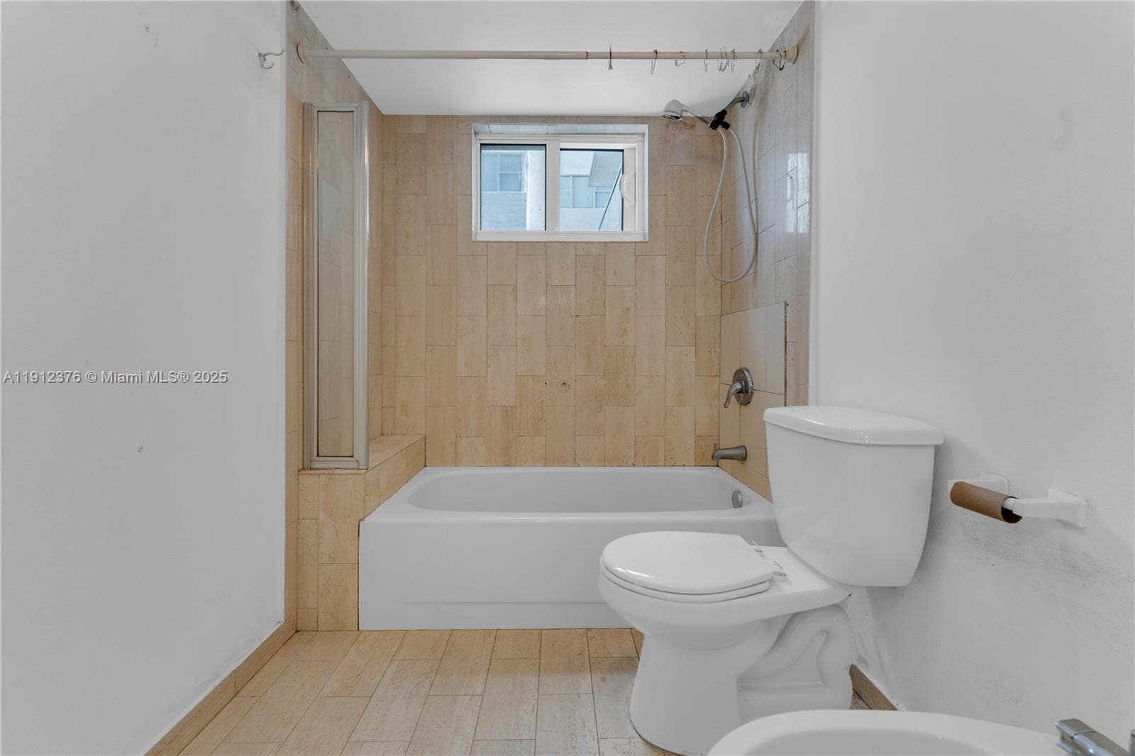 THE ROYAL CLUB CONDO · #201 in Miami Beach - Photo 16