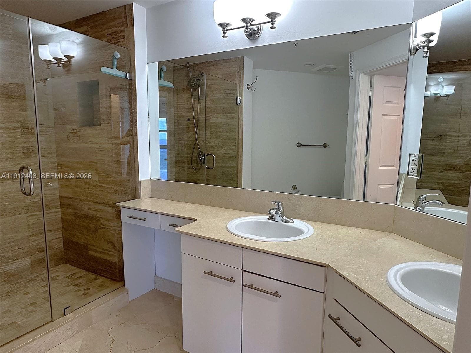 2080 Ocean Drive · #MPH12 in Hallandale Beach - Photo 29