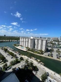 ARLEN HOUSE WEST CONDO · #1825 in Sunny Isles Beach - Photo 22