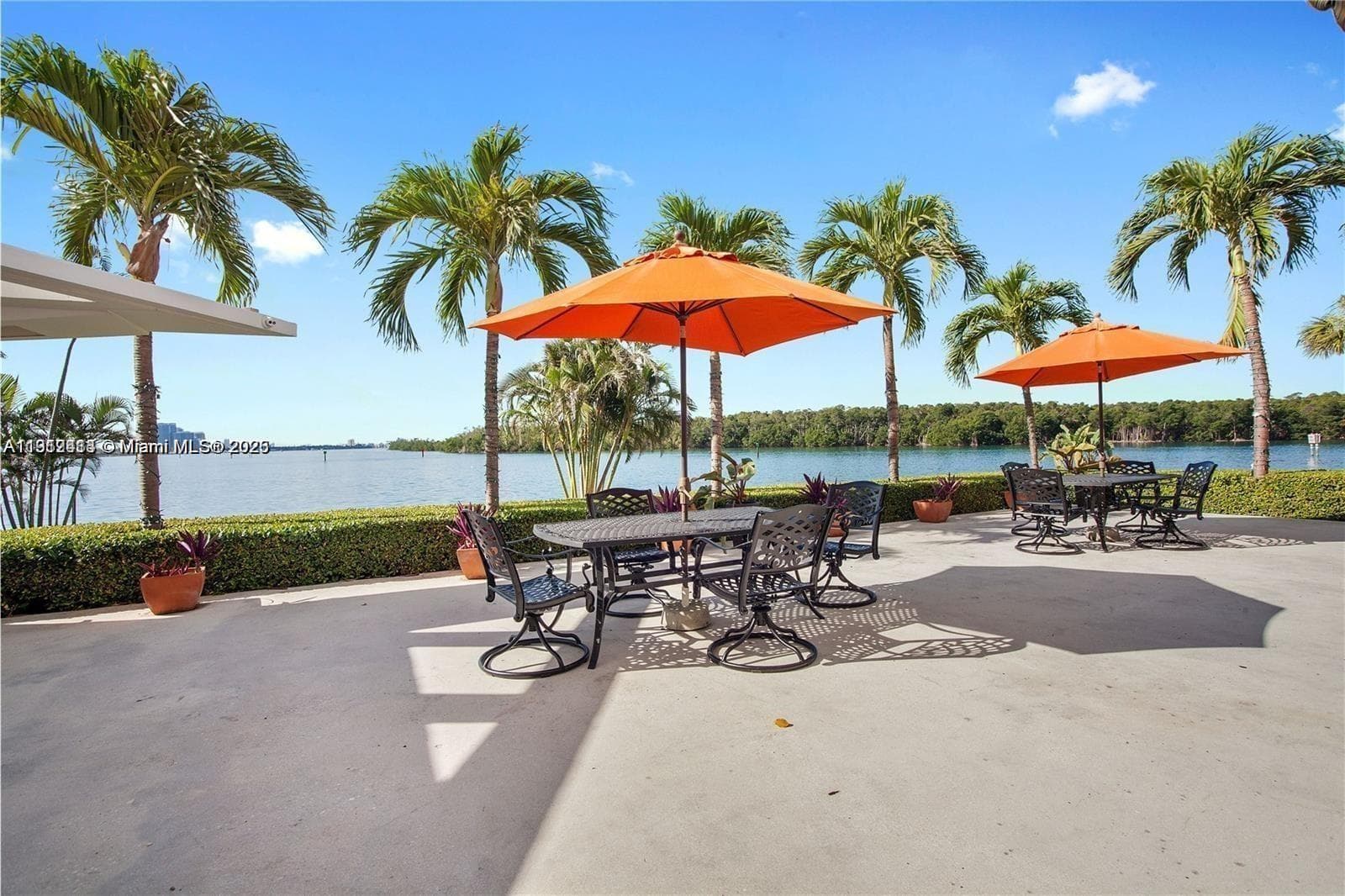 ARLEN HOUSE WEST CONDO · #1825 in Sunny Isles Beach - Photo 5