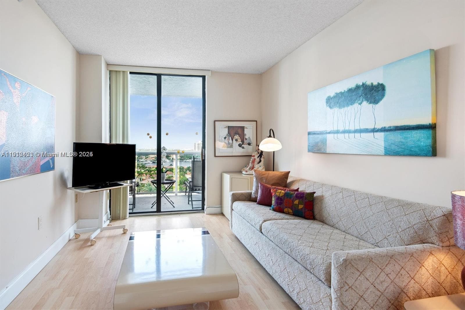WATERVIEW CONDO · #1532 in Aventura - Photo 9