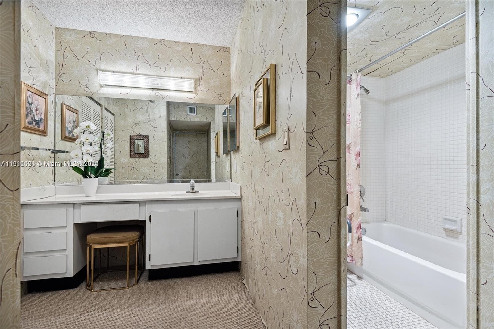 WATERVIEW CONDO · #1532 in Aventura - Photo 8
