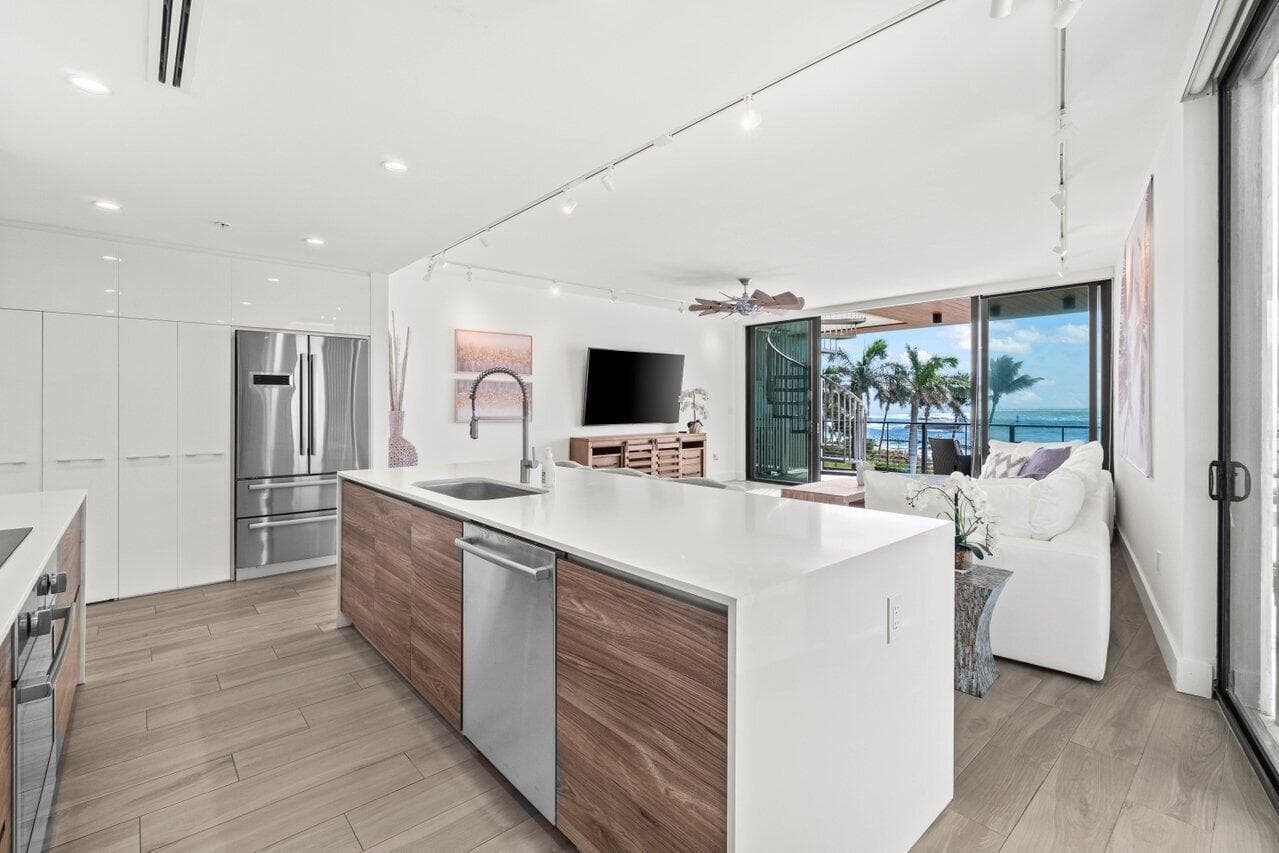 006-106InletWay-304-PalmBeachShores-FL-3