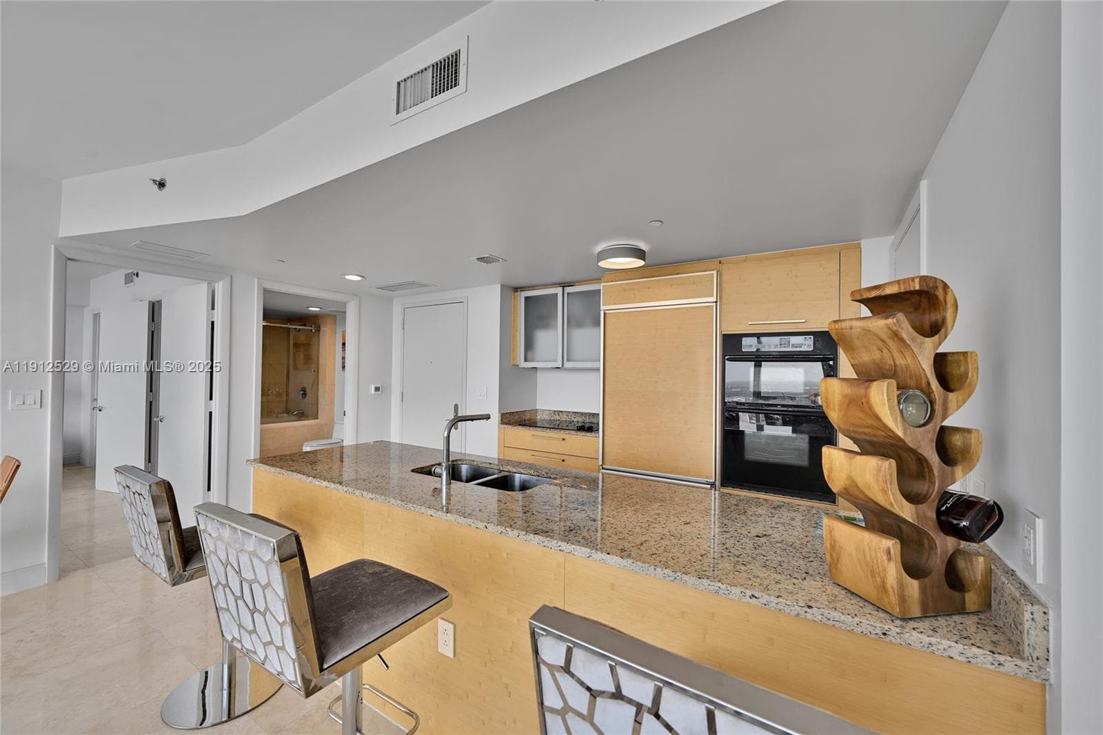 BEACH CLUB TWO · #4807 in Hallandale Beach - Photo 12