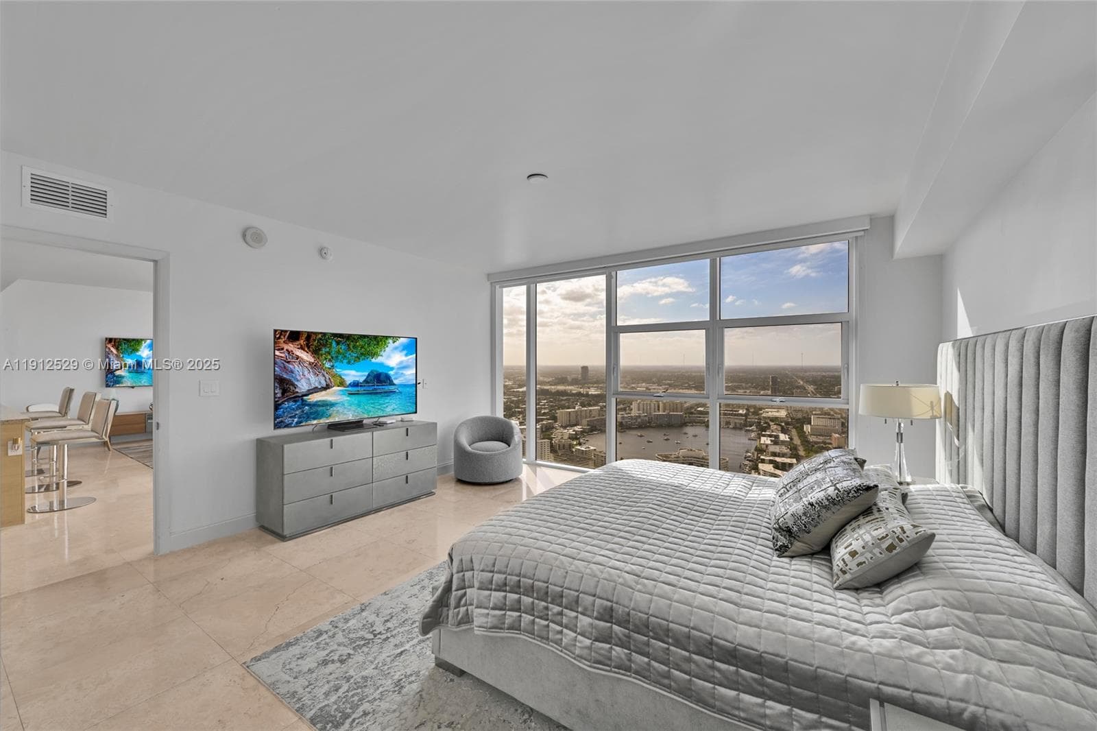 BEACH CLUB TWO · #4807 in Hallandale Beach - Photo 18
