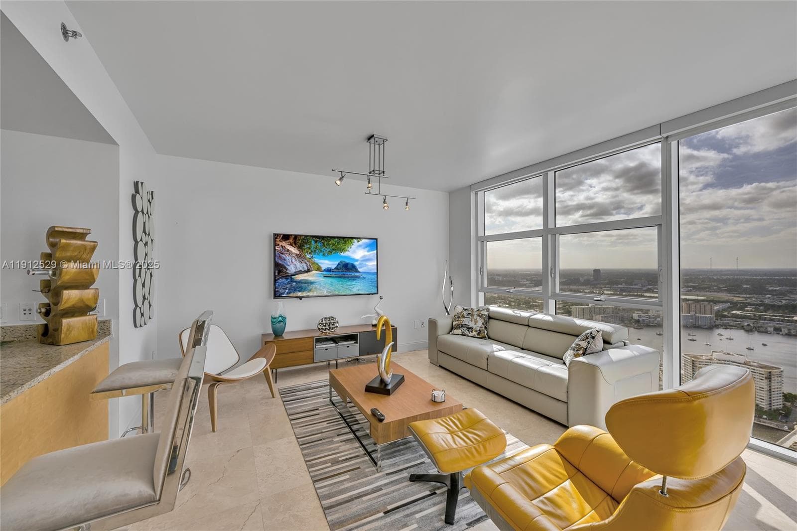 BEACH CLUB TWO · #4807 in Hallandale Beach - Photo 11