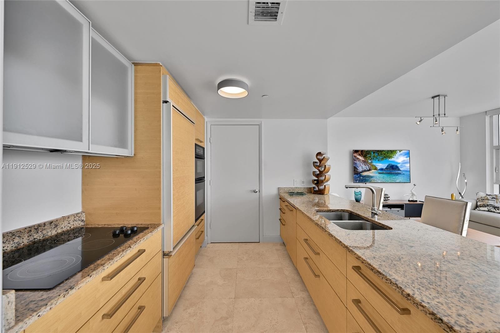 BEACH CLUB TWO · #4807 in Hallandale Beach - Photo 8