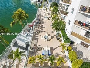 LA RIVE GAUCHE · #1006 in Miami Beach - Photo 3