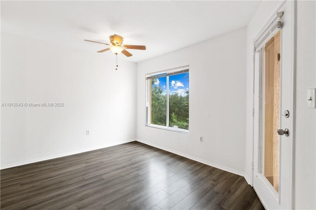SAILBOAT POINTE CONDO · #613 in Oakland Park - Photo 8