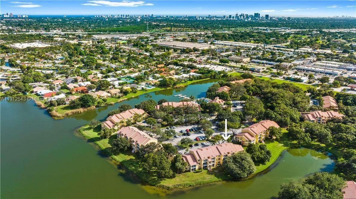 SAILBOAT POINTE CONDO · #613 in Oakland Park - Photo 21