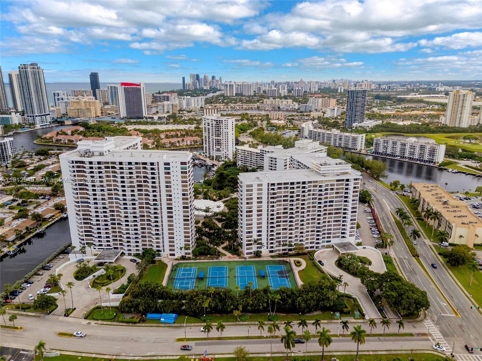 OLYMPUS CONDO · #612 in Hallandale Beach - Photo 2
