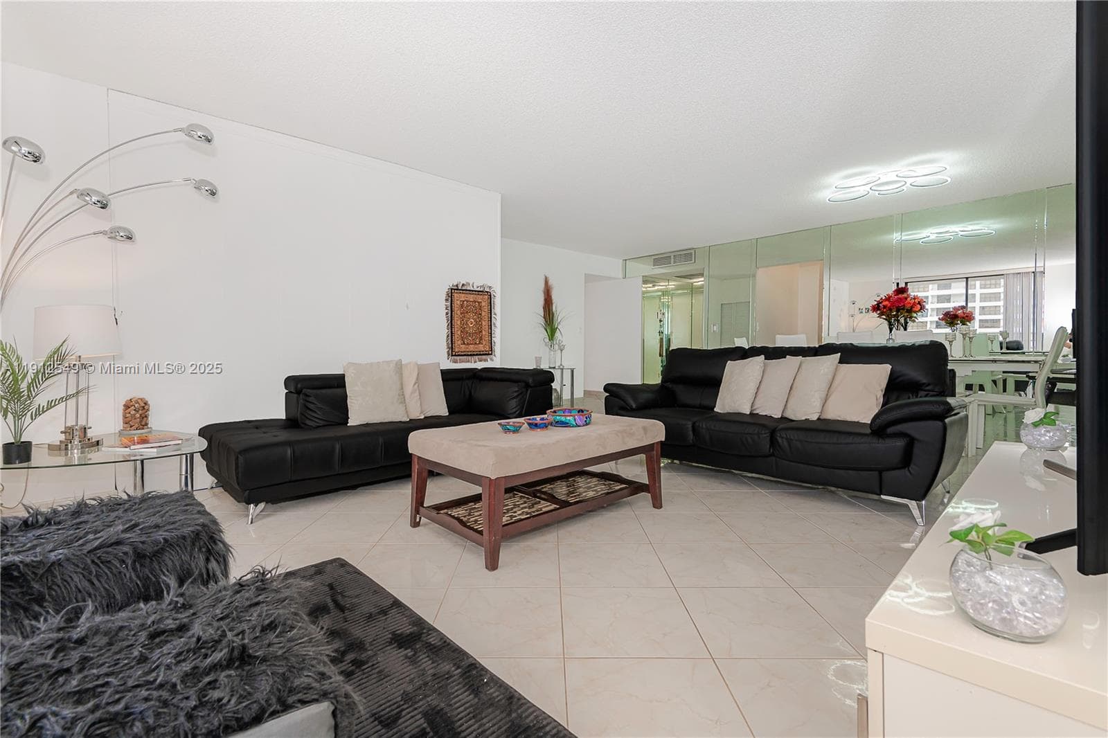 OLYMPUS CONDO · #612 in Hallandale Beach - Photo 17