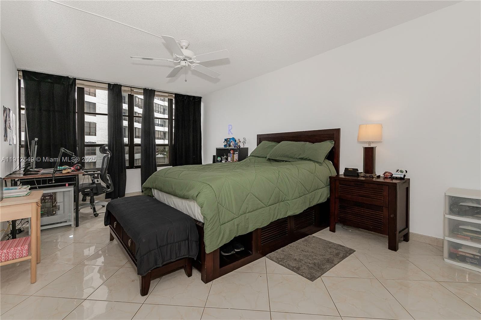 OLYMPUS CONDO · #612 in Hallandale Beach - Photo 28