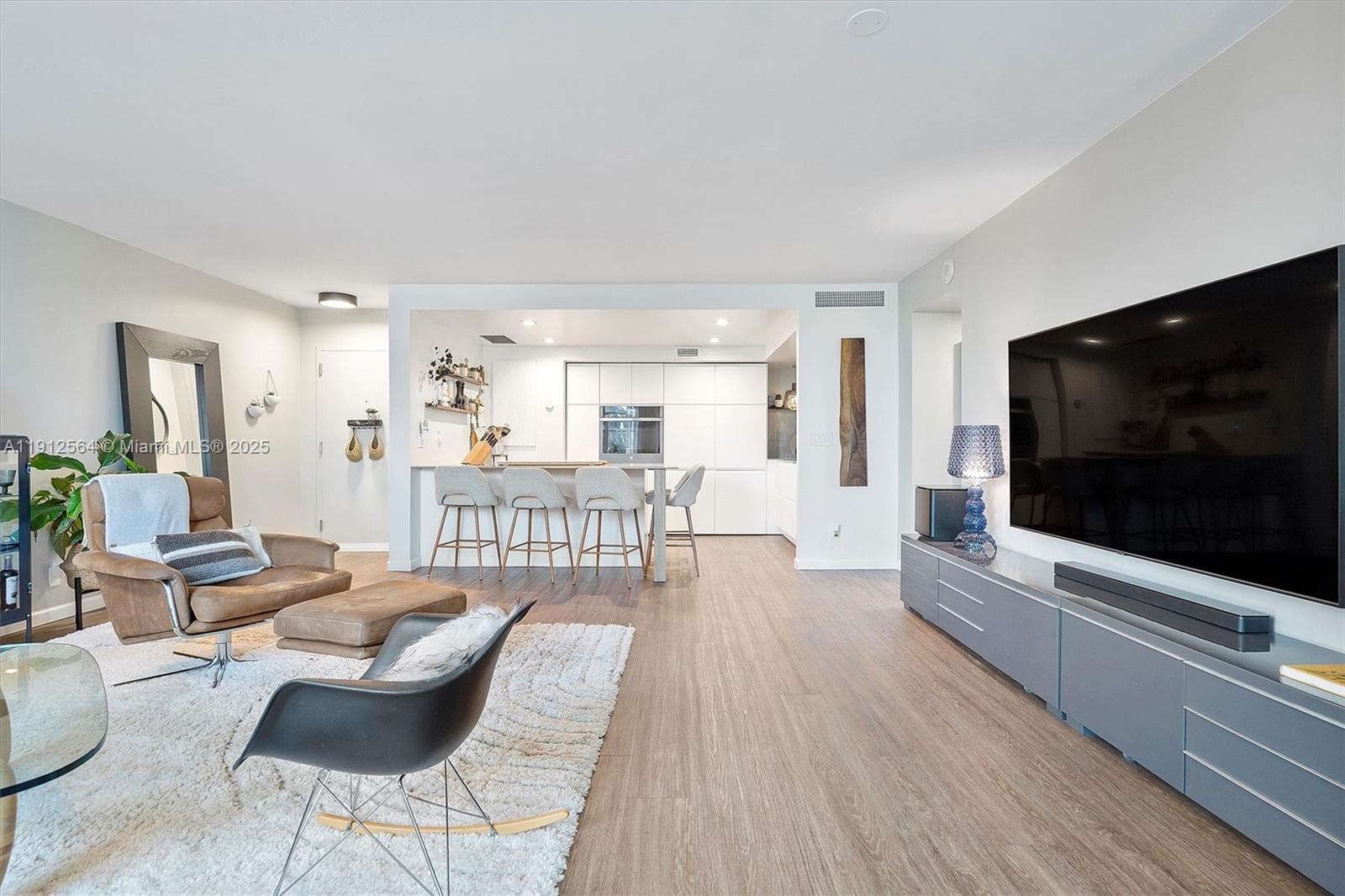 BAY VIEW TOWER CONDO N · #B311 in North Miami - Photo 7