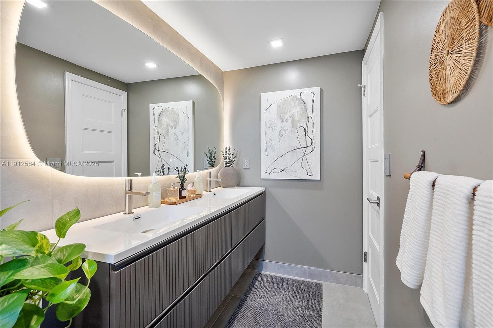 BAY VIEW TOWER CONDO N · #B311 in North Miami - Photo 33