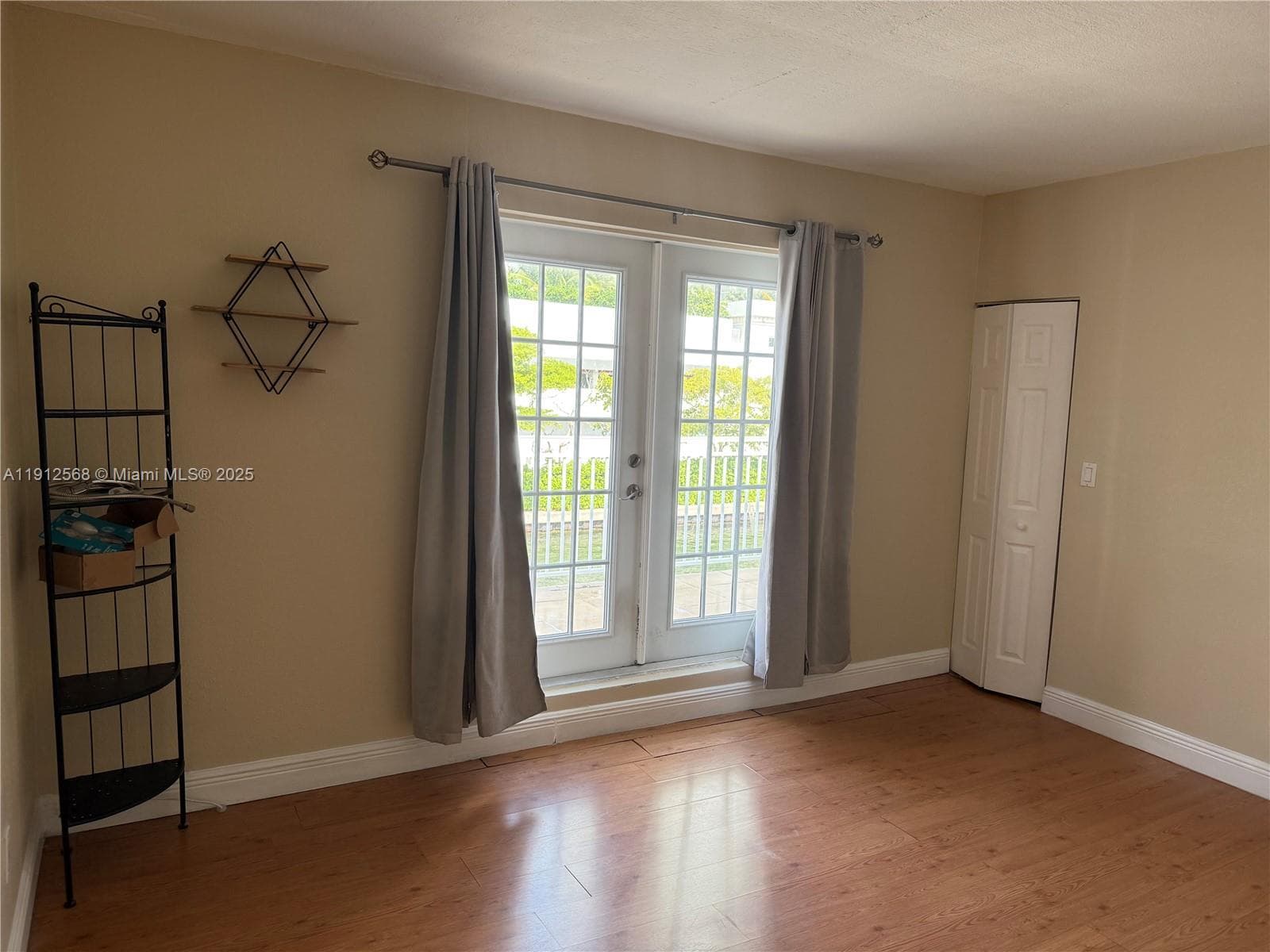SANDPIPER CONDO · #40 in North Miami Beach - Photo 12