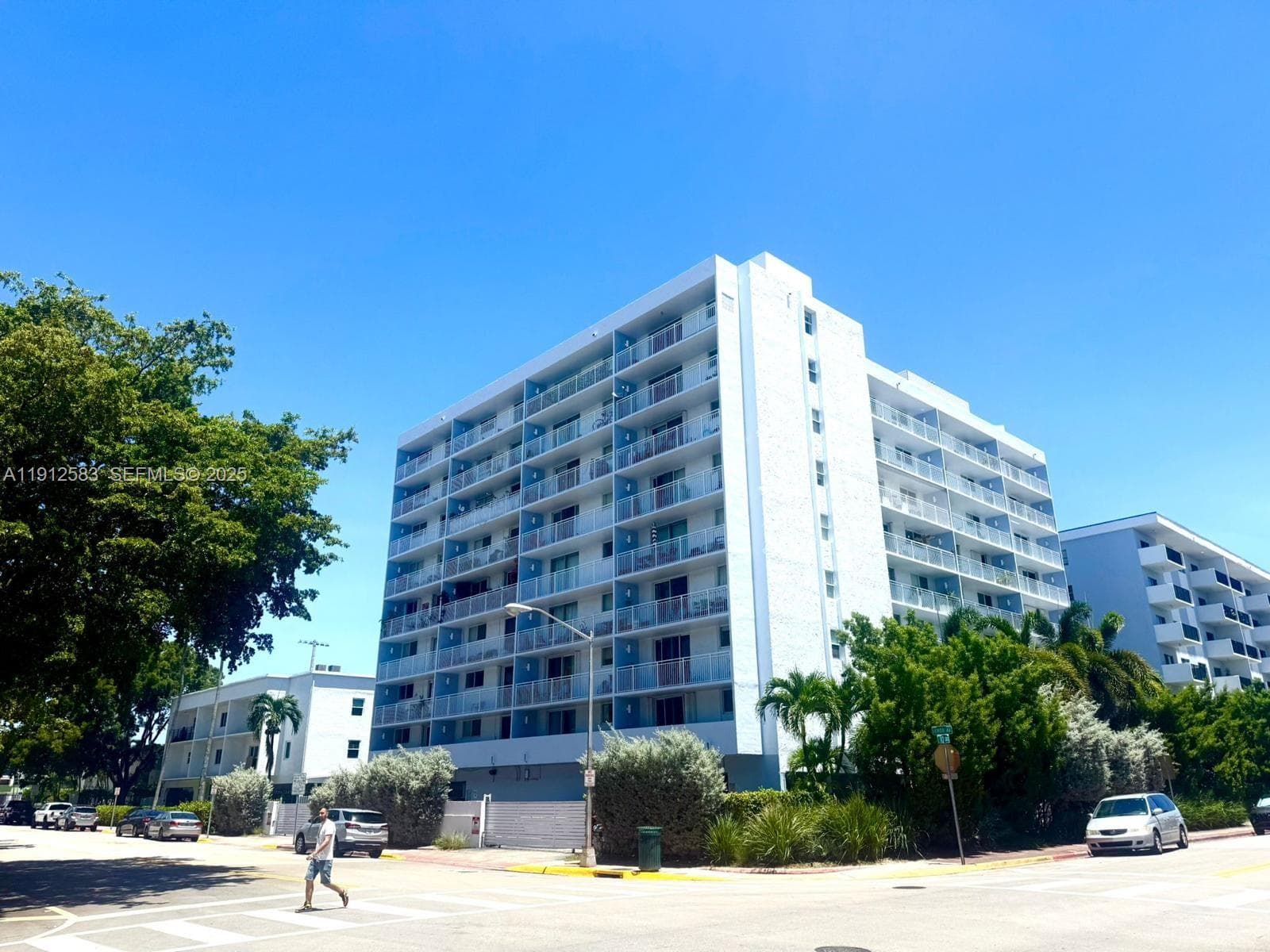 THE PARK GARDENS CONDOMIN · #206 in Miami Beach - Photo 3