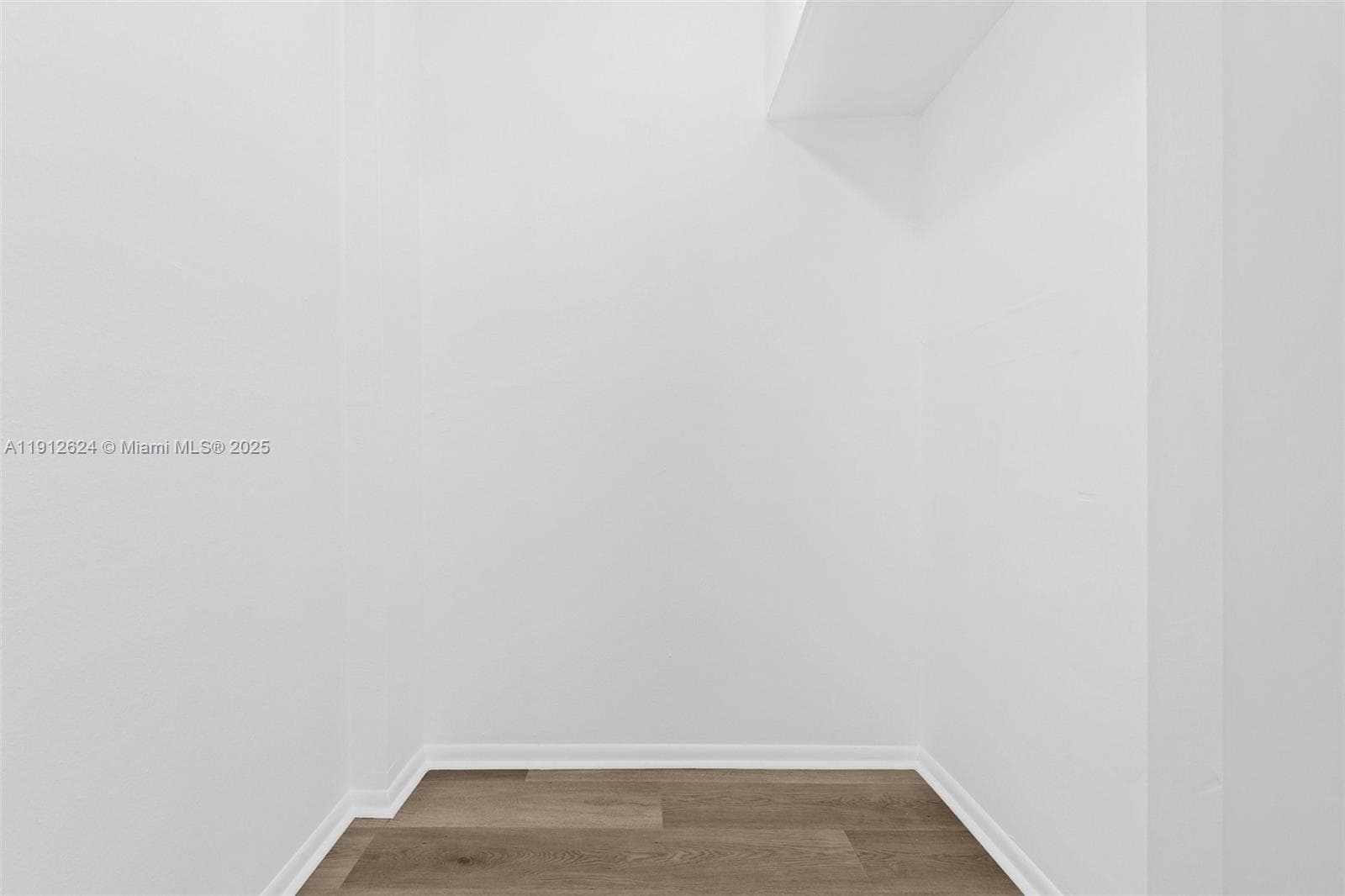 Walk In Closet