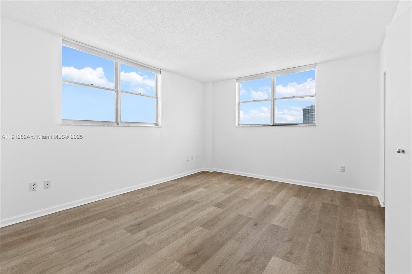 STANTON HOUSE CONDO · #10I in Miami Beach - Photo 10