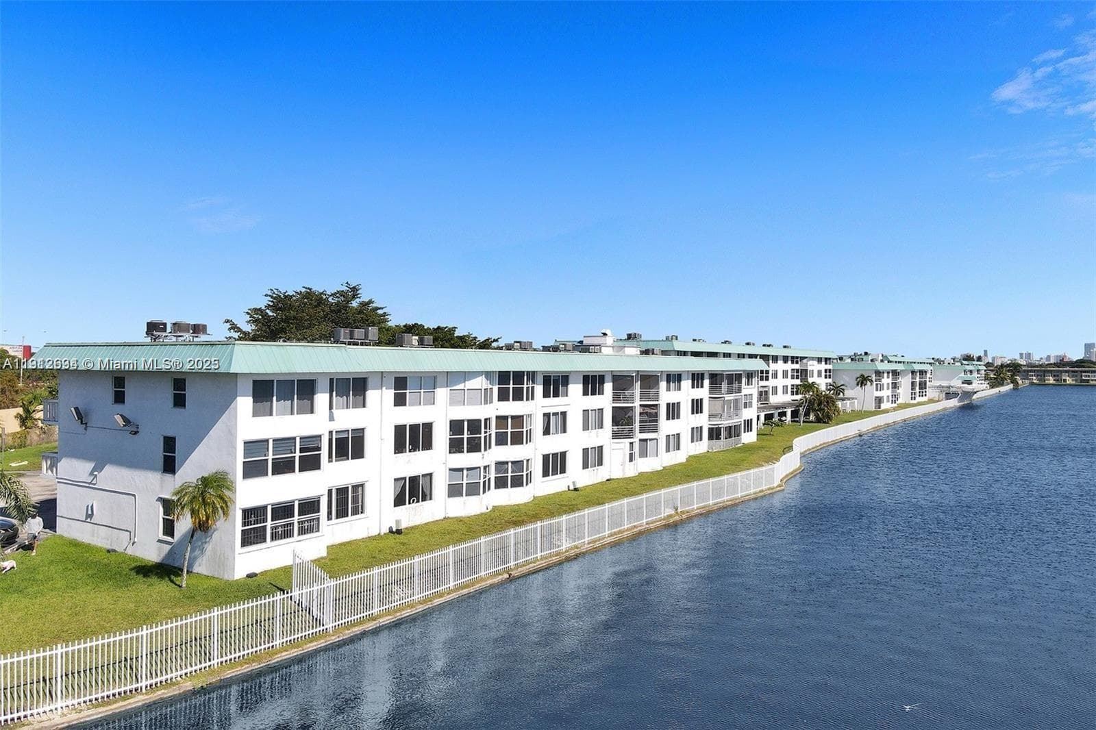 Riviera Condominium · #21 in Miami - Photo 21