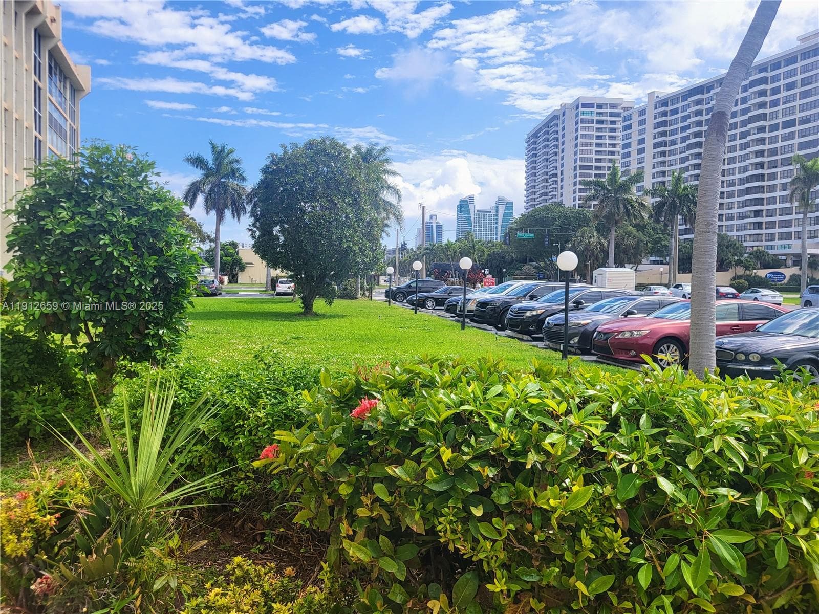 DESOTO PARK CONDO · #509 in Hallandale Beach - Photo 34