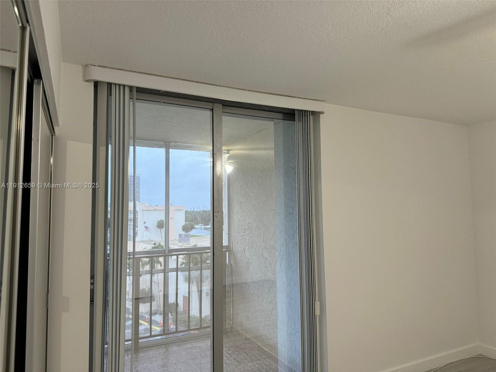 DESOTO PARK CONDO · #509 in Hallandale Beach - Photo 25