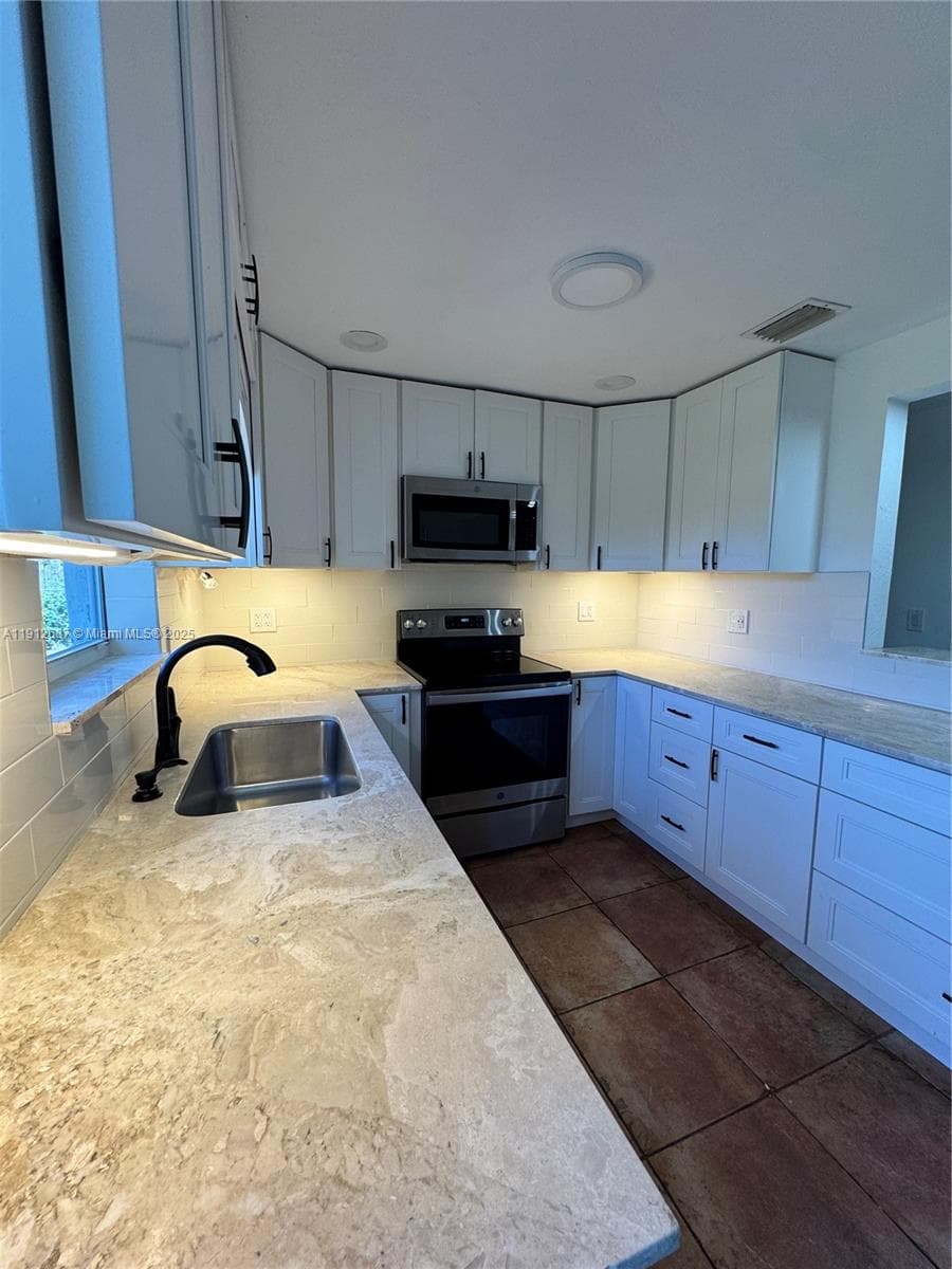 3110 N 58th Ave #3110 photo 12