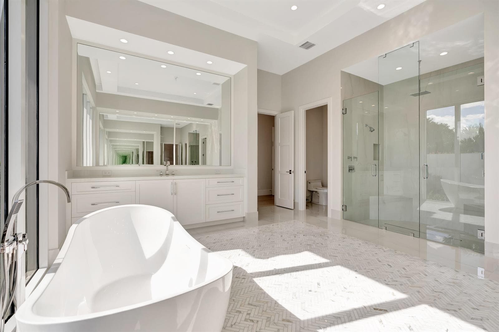 12' Ceilings