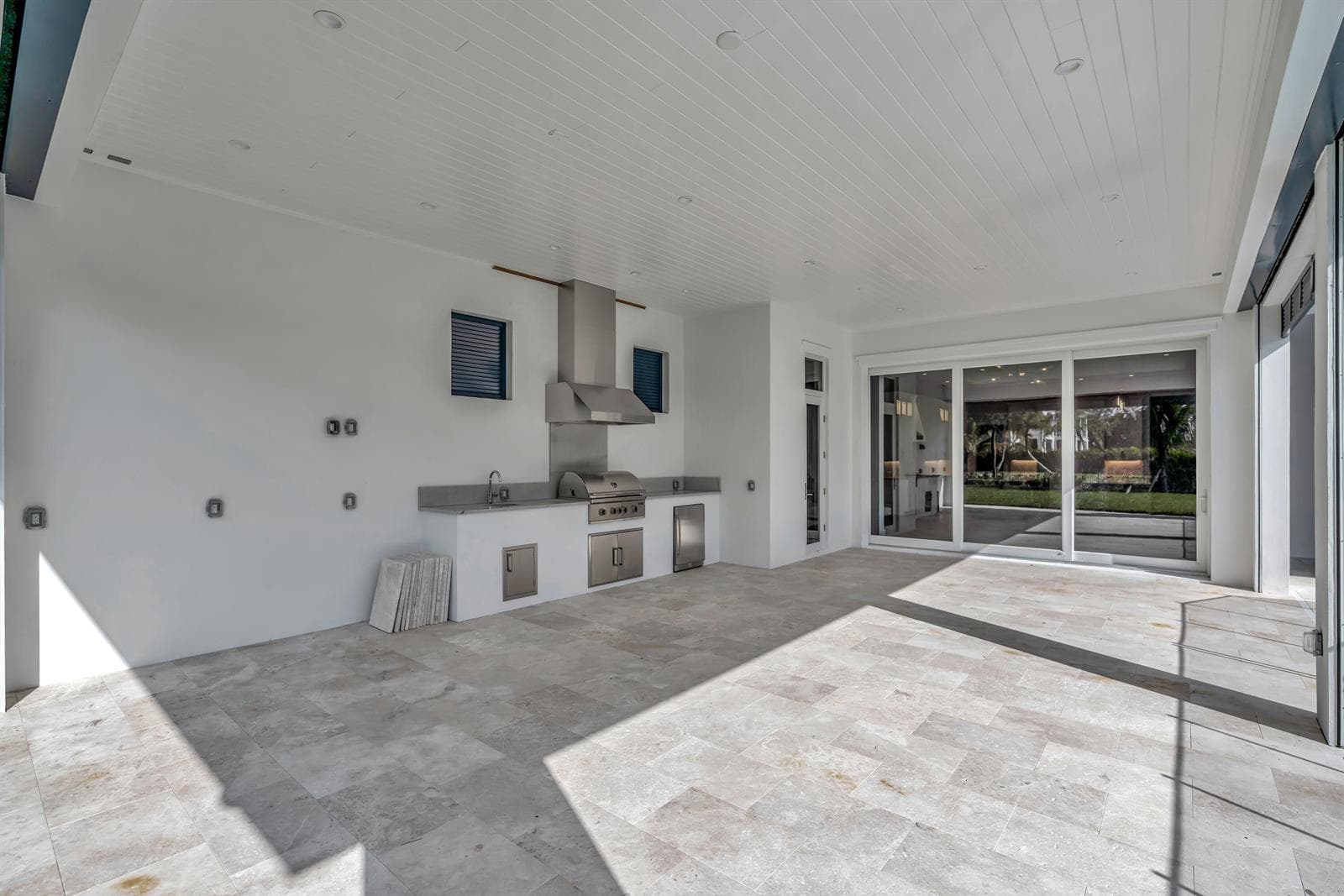 Summer Kitchen