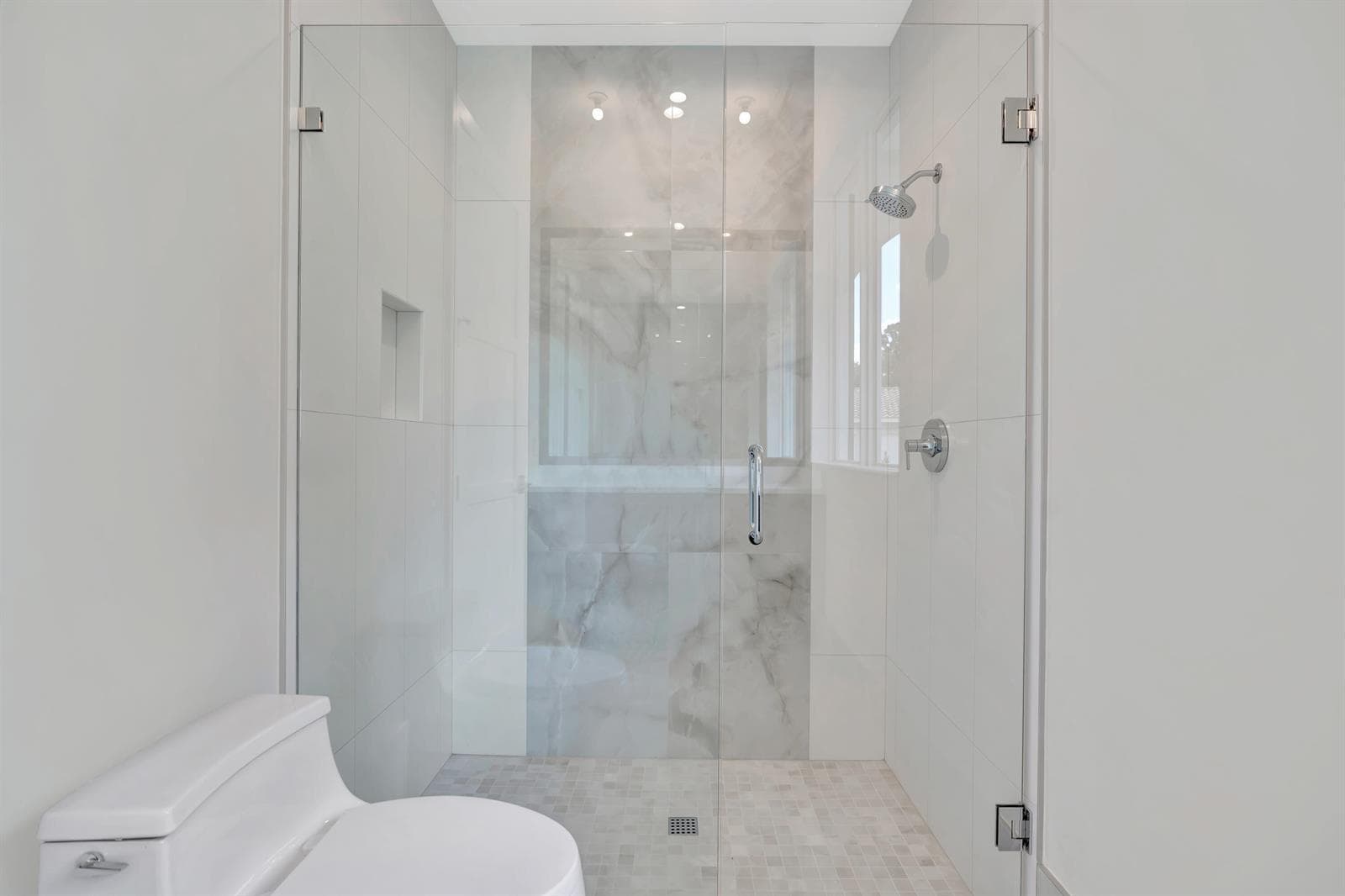 Guest Bath 3