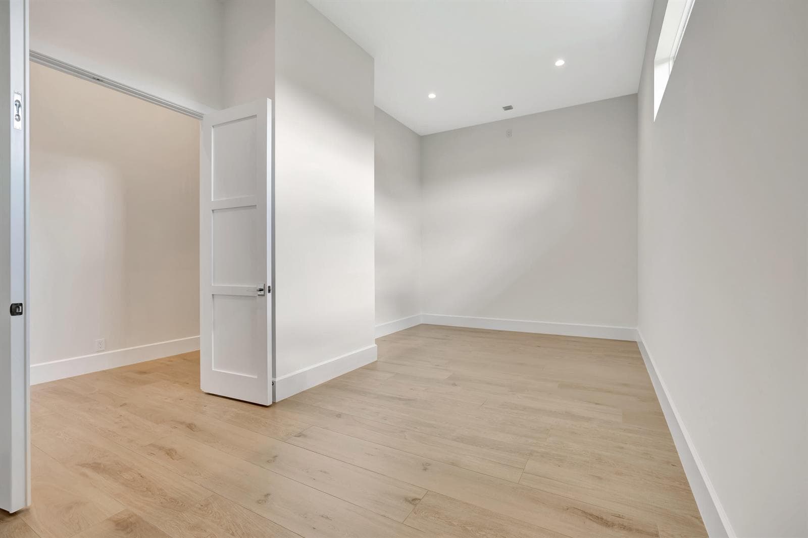20' long Master Closet