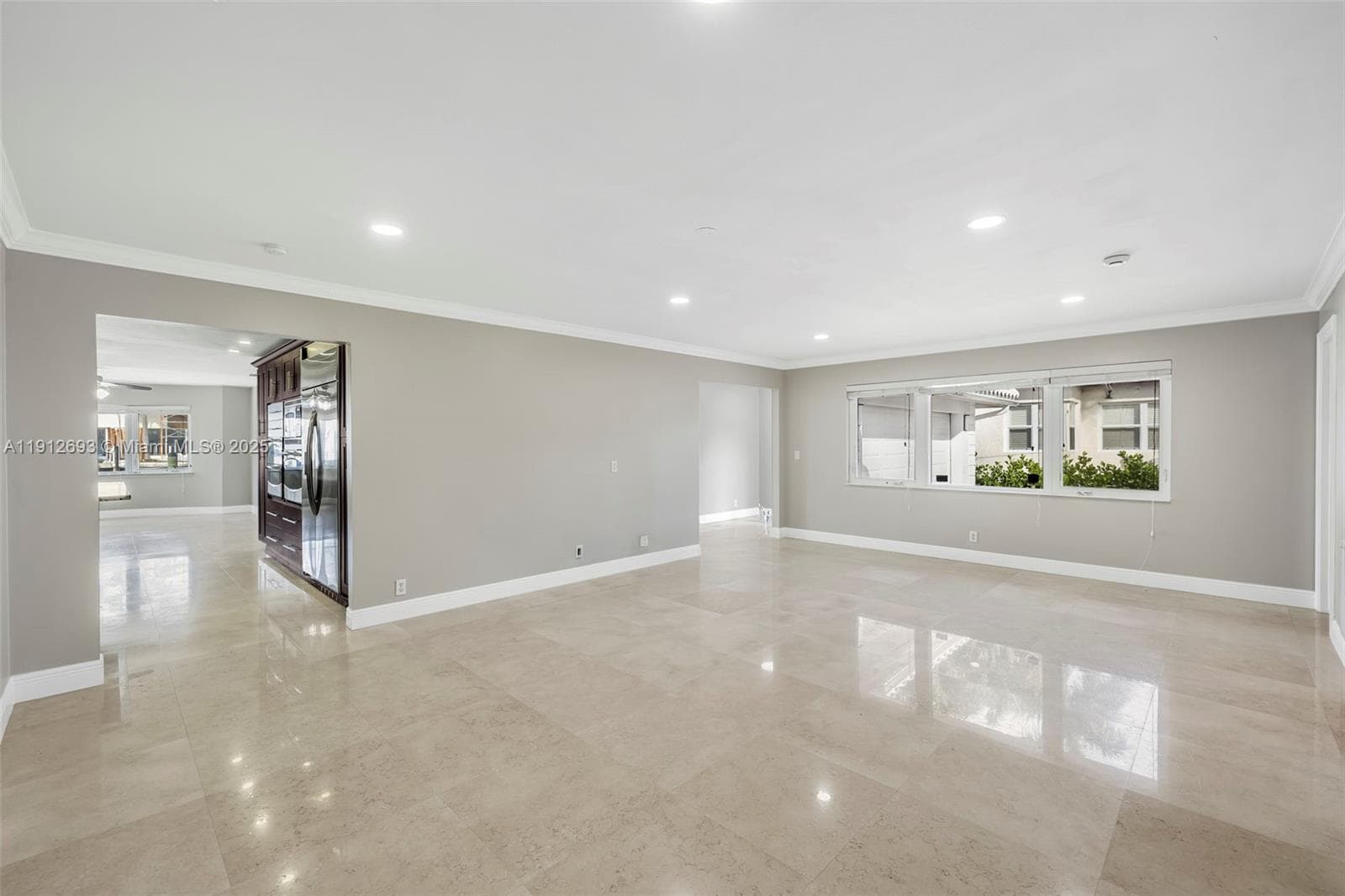 633 Solar Isle Dr photo 46