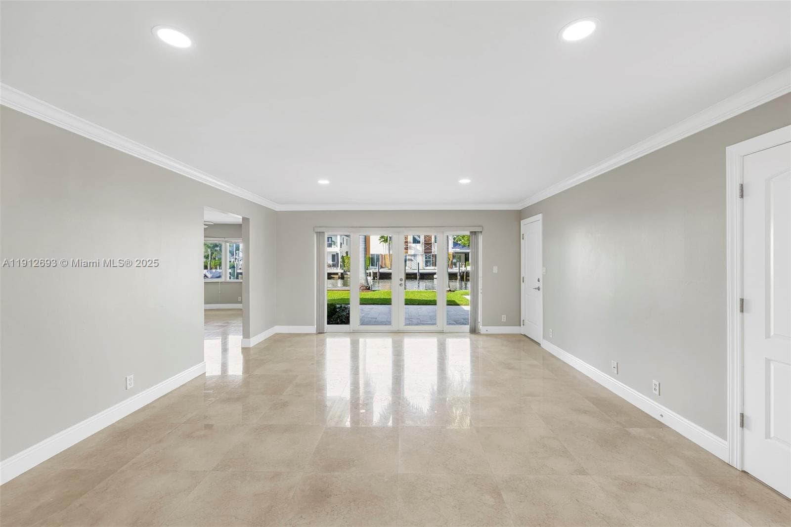 633 Solar Isle Dr photo 51