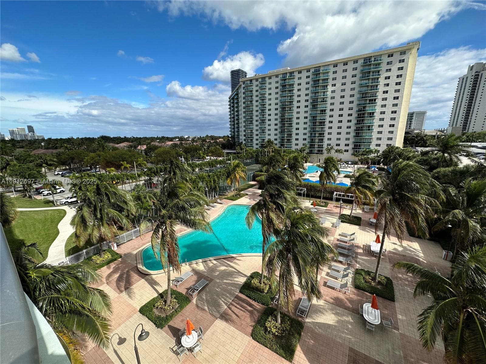 OCEANVIEW BUILDING B COND · #502 in Sunny Isles Beach - Photo 1