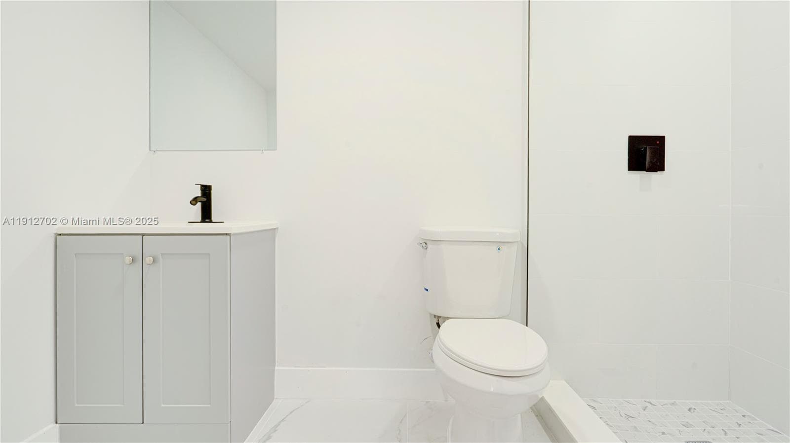3331 NW 8th Pl #3331 photo 16