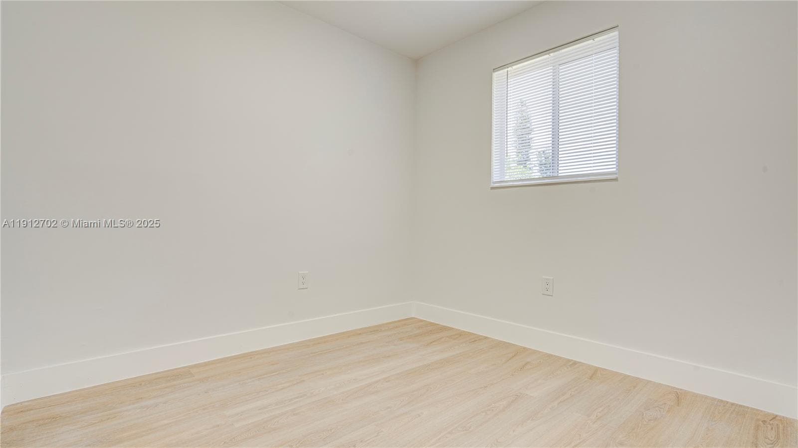 3331 NW 8th Pl #3331 photo 12