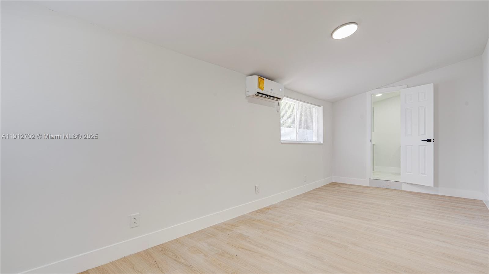 3331 NW 8th Pl #3331 photo 22
