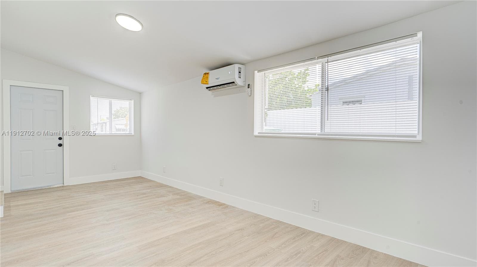 3331 NW 8th Pl #3331 photo 15
