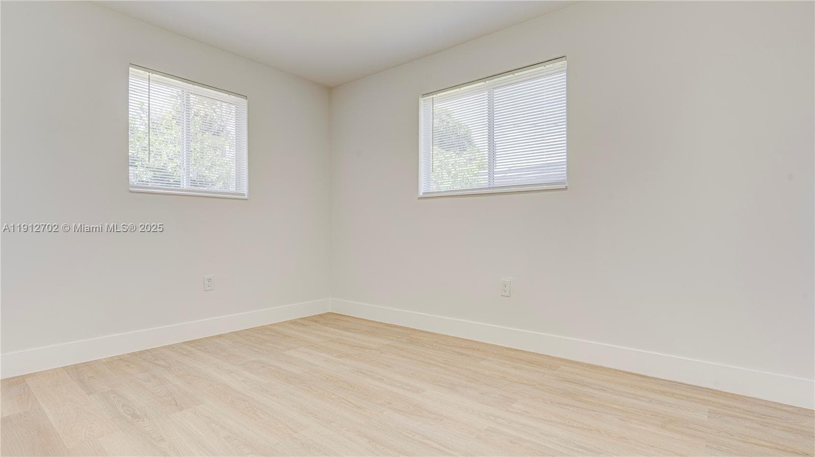 3331 NW 8th Pl #3331 photo 21